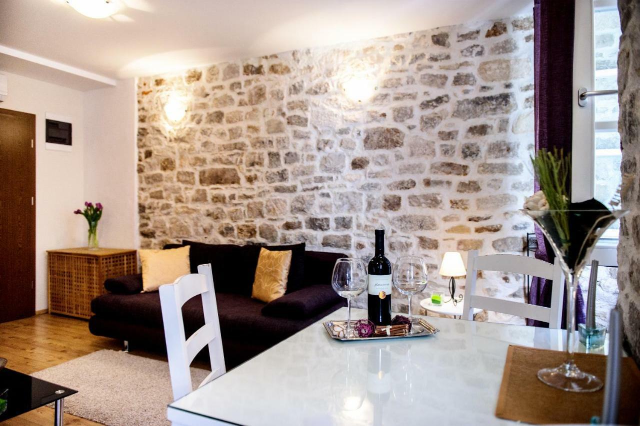 Apartment Peristil Cardo Spalato Esterno foto