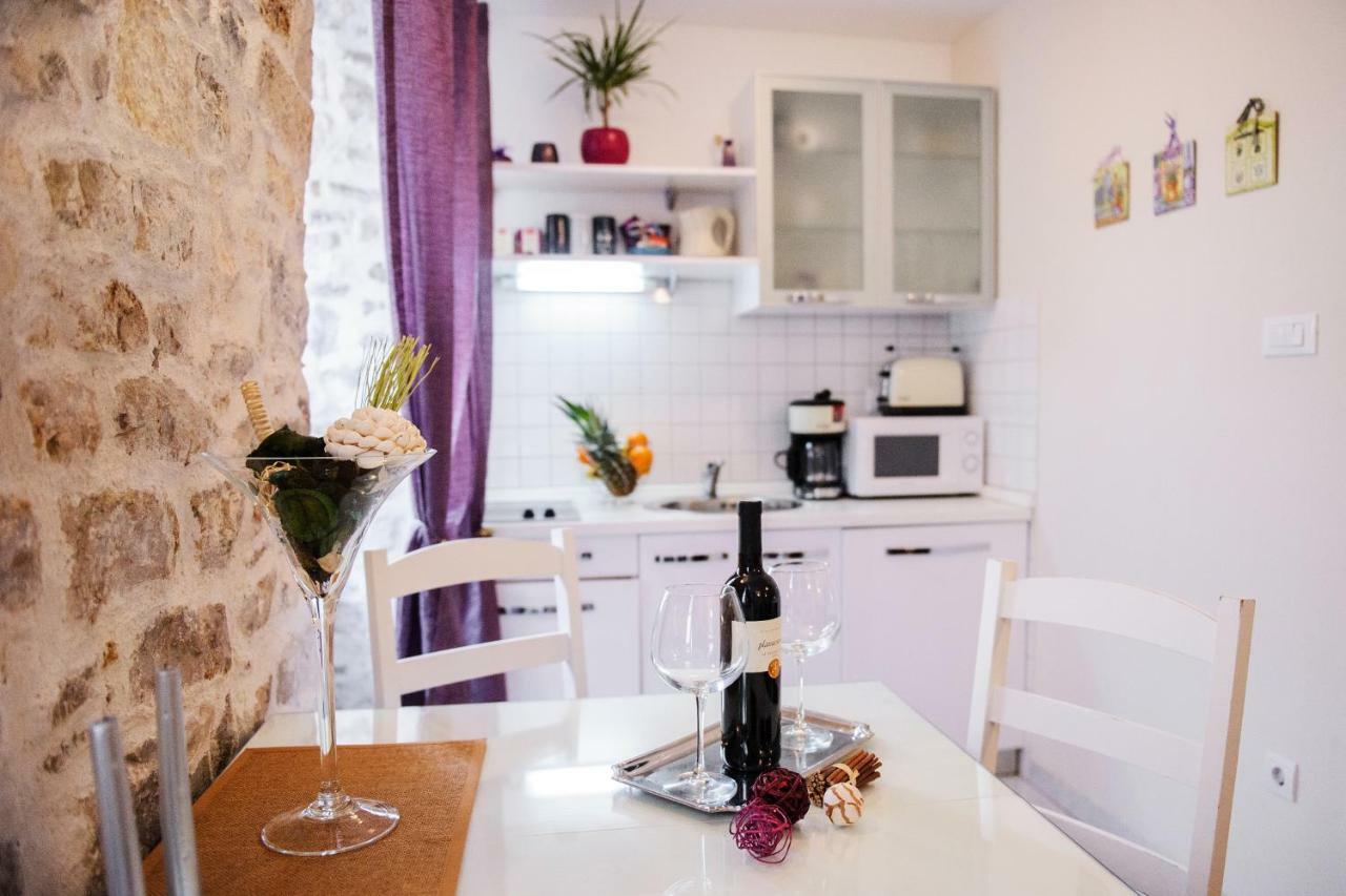 Apartment Peristil Cardo Spalato Esterno foto