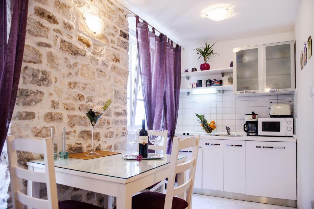 Apartment Peristil Cardo Spalato Esterno foto